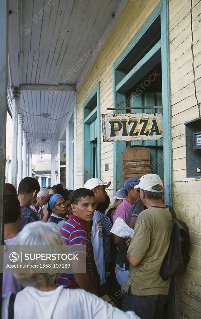 Cuba, Baracoa, center, restaurant, entrance, crowd, waits, , Central America, buildings, house, Cubans sale, foods, people, natives, pizza, entrance, ...