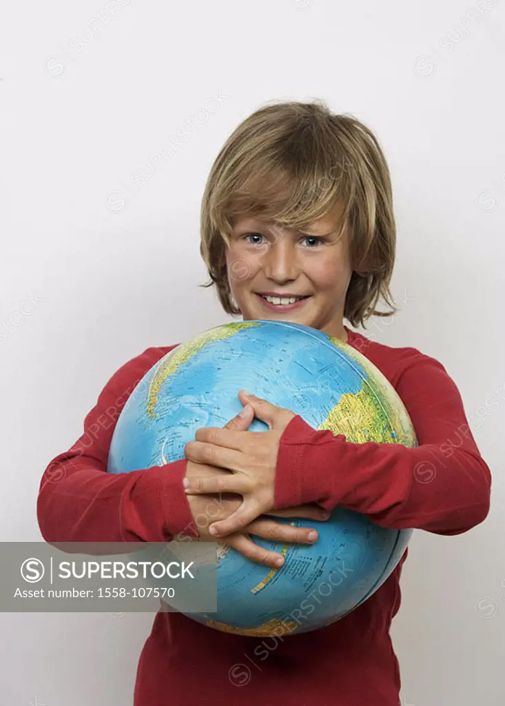 Give birth, globe, holds, smiles, gaze camera, semi-portrait, people, young, child, youth, 11 years, school, students, instruction, learning, joy, for...