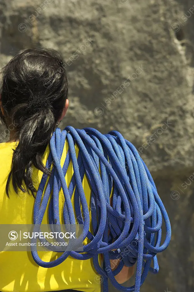 Mountaineering, woman, young, shoulder, rope, back-opinion, carries detail, series sport sport mountain-sport extreme-sport, Klettersport, sportswoman...