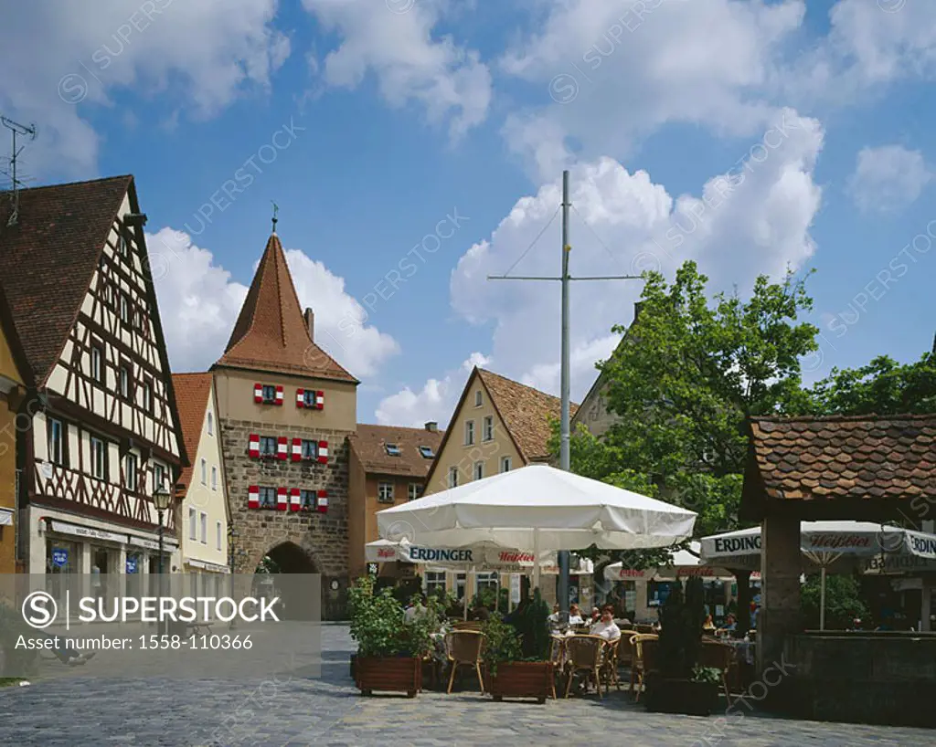 Germany, Bavaria, run from the Pegnitz, street-cafe, Hersbrucker gate, summers, market place, houses, residences, pub, restaurant-terrace, city port, ...