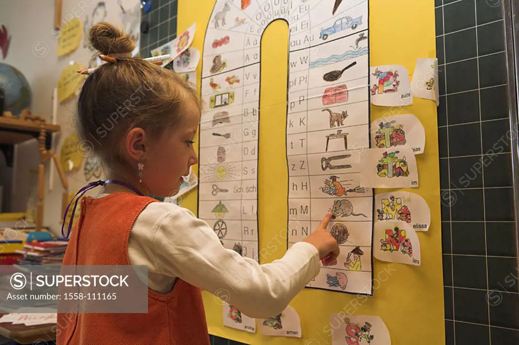 School, classrooms, instruction, blackboard, first-grader, alphabet, teaching aid, learns pictures, side-portrait primary school school-instruction sc...