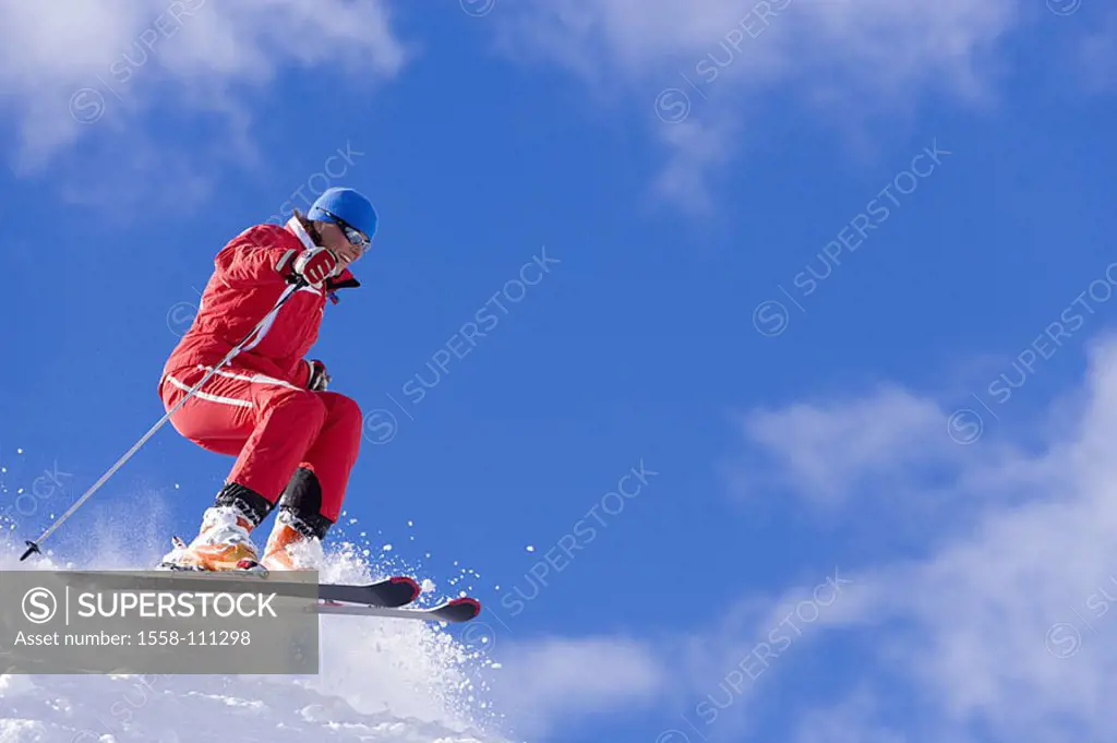 Track, ski-chauffeuse, jump, cloud-heavens, ski-track, ski-departure, people, woman, 30-40 years, ski-clothing, sun glass, skiing, Carven, dynamics, s...