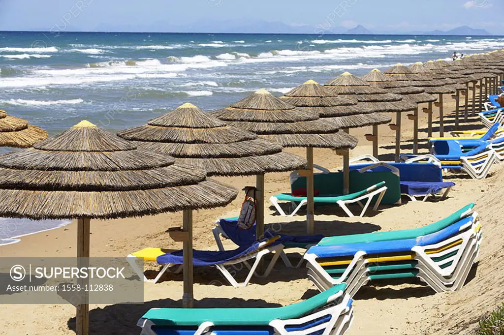 Mediterranean, hotel-beach, Liegstühle, parasols, human-empty, beach, sandy beach, beach, sand, sun-day beds, umbrellas, straw-umbrellas, leaves, sile...