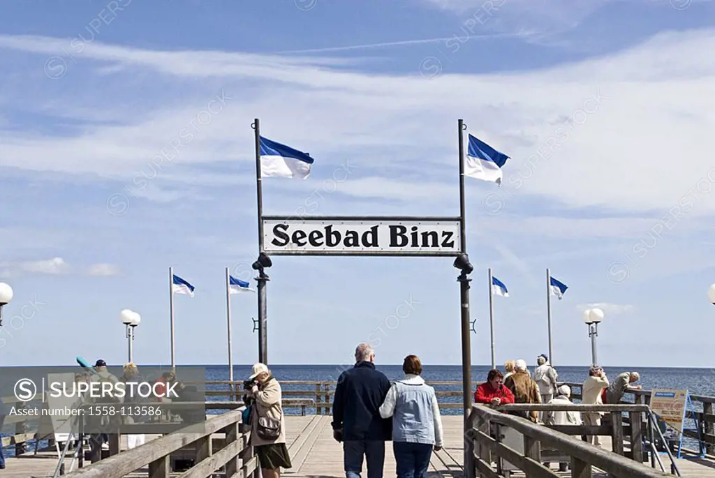 Germany, island reprimands Binz sea-bridge landing place ´place-sign´, tourists, Northern Germany, Mecklenburg-Western Pomerania, Baltic sea, Baltic S...