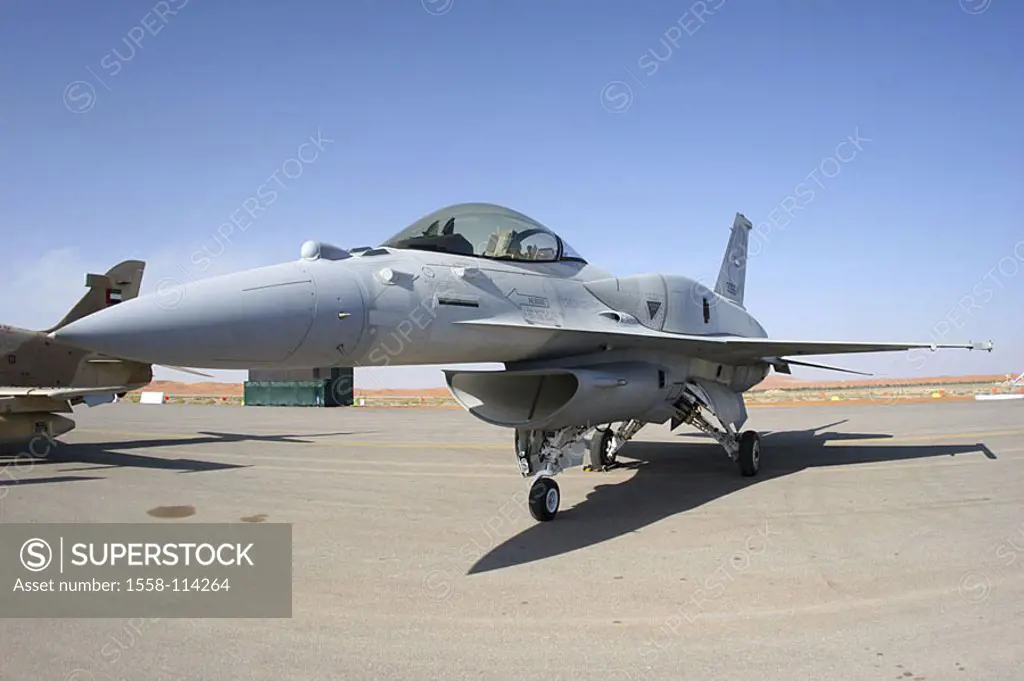Runway, airplane, Mirage 2000, 2006 Al Ain air-shows, Arabic emirates, only editorially, Babylon-Freefly S L , flight-show, art-planes, air show air-s...
