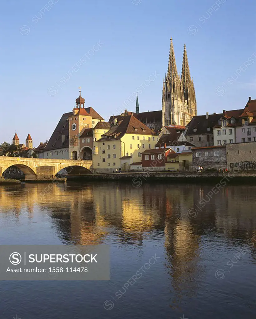 Germany, Bavaria, Regensburg, city-opinion, cathedral, stone bridge, river Danube, Southern Germany, waiter-palatinate, city, district, historically, ...