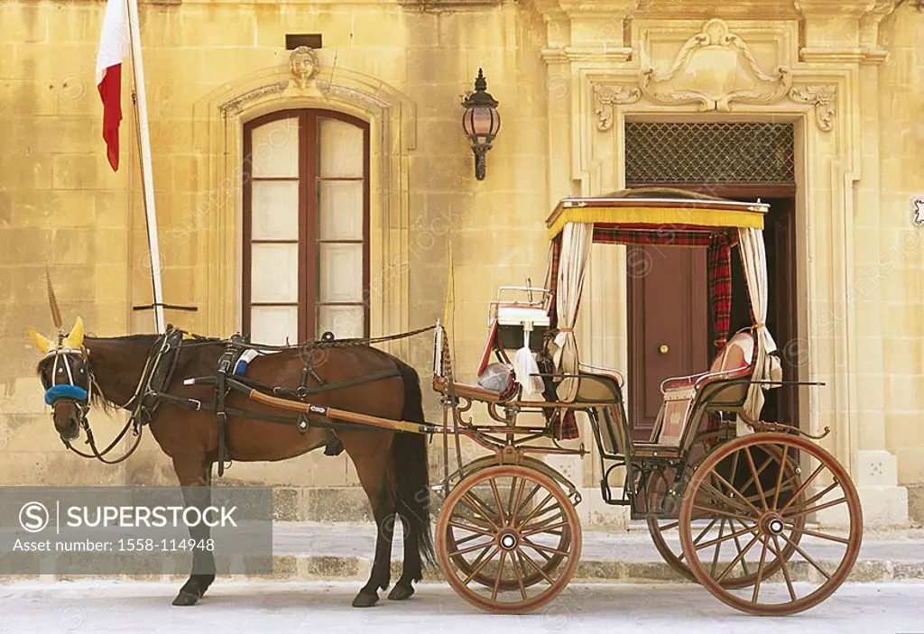 Island Malta, Mdina, old part of town, horse-carriage, ´Karozzin´, side-opinion, Maltese islands, Mediterranean-island, city, buildings, architecture,...