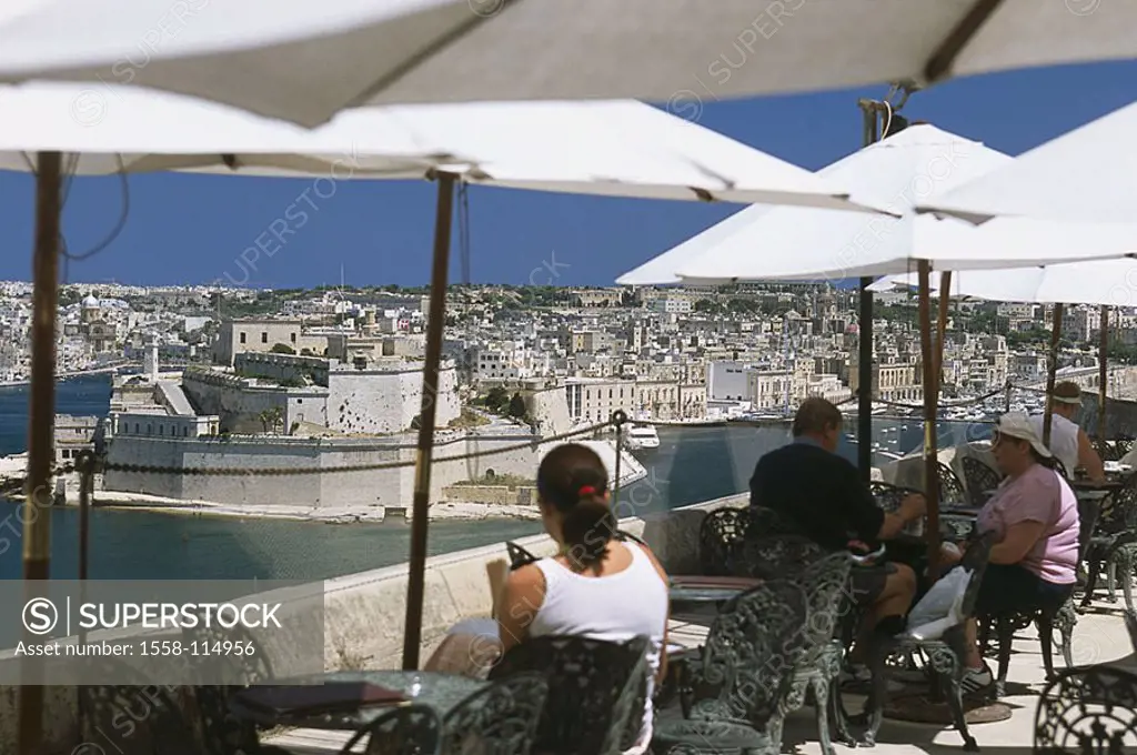 Island Malta, peninsula Sciberras, Valletta, cafe ´Deux Baronnes´, guests, gaze Vittoriosa, fort St  Angelo, no mr, Maltese islands, Mediterranean-isl...