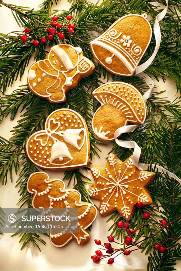 Gingerbread-figures, decorates, frosting, fir-branches, berries, Christmas-bakery, forecastle-merchandise, gingerbreads, pastries, fine-pastries, cand...