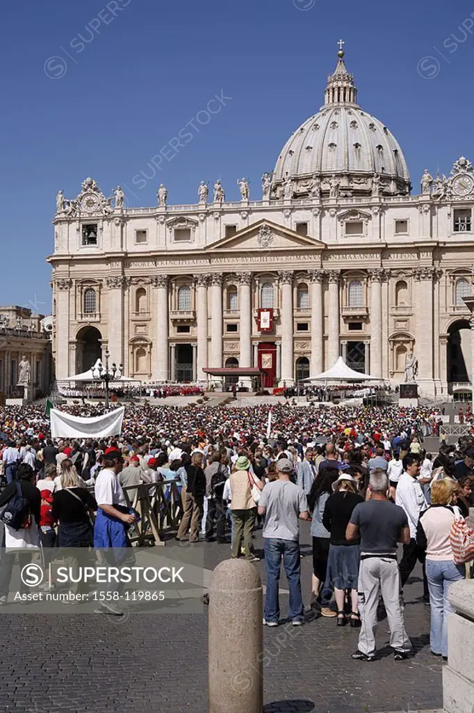 Italy, Rome, Vatican, Peter-cathedral, piazza San Pietro, tourists,
