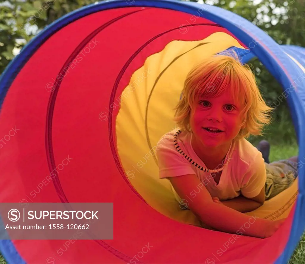 Garden, material-tunnels, boy, crawls, series, people, child, 5 years, blond, gaze camera, cheerfully, toy-tunnels, game-tunnels, colorfully, colorful...