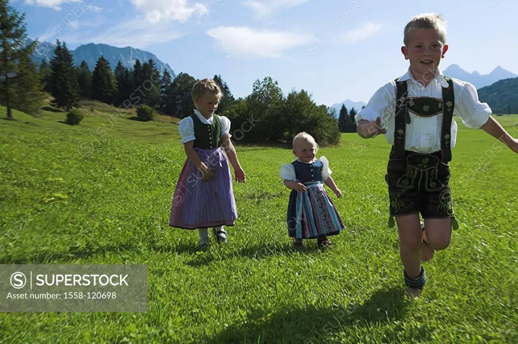 Mountain-meadow, girls, two, boy, official dress, runs, cheerfully, series, people, children, 1 years, 5 years, blond, Dirndel, leather shorts, siblin...