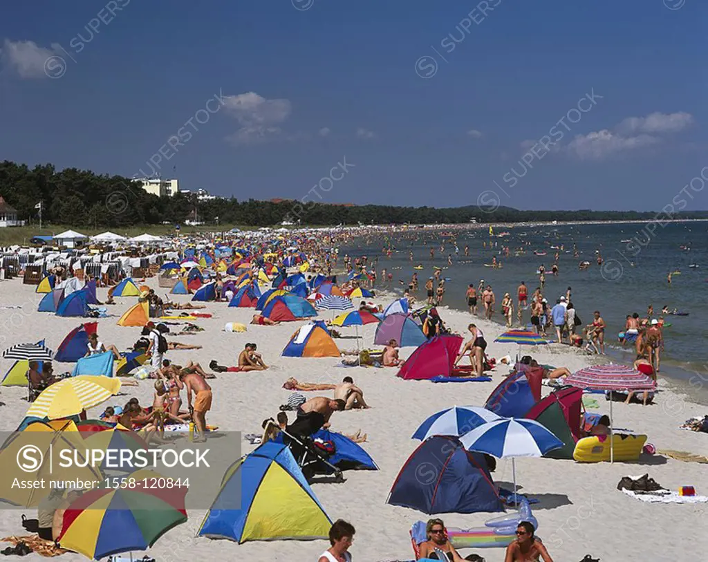 Germany, Mecklenburg-Western Pomerania, Baltic sea, island reprimands Binz beach wicker beach chairs beach-mussels, tourists, island, sea, Baltic Sea*...