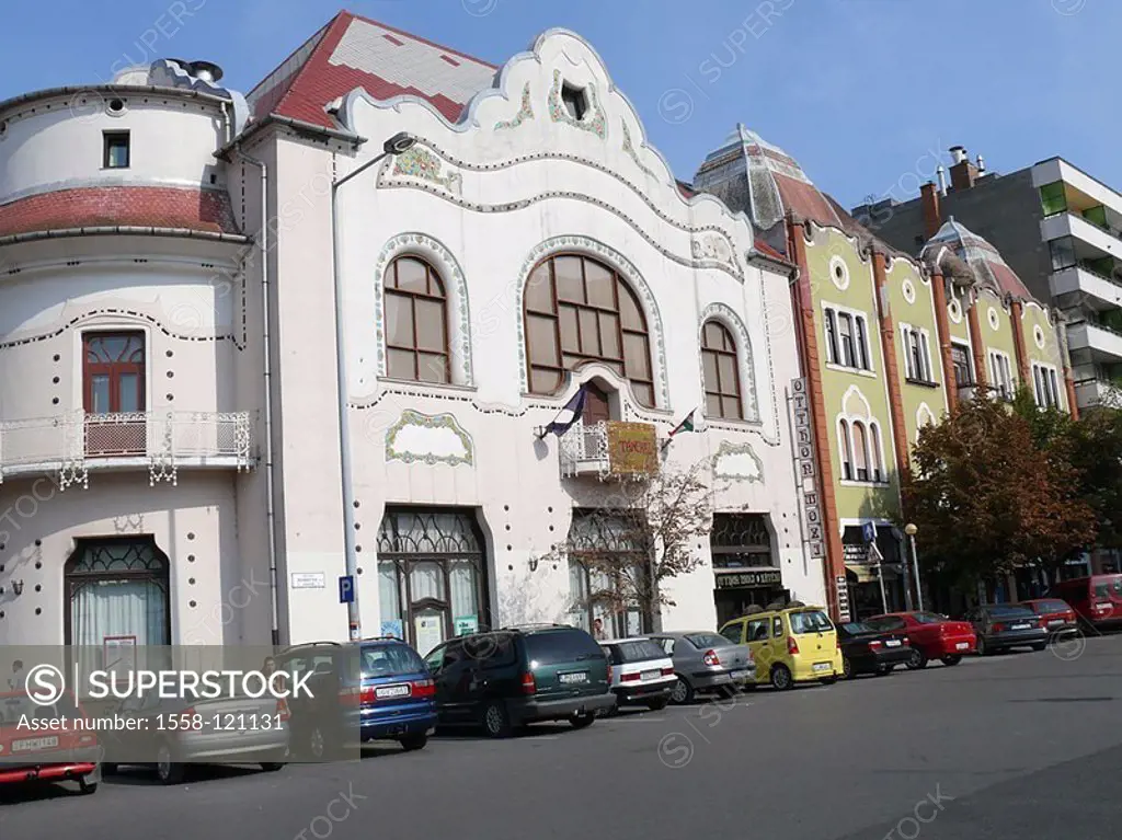 Hungary, Kecskemét, row of houses, cars, Europe, parks city, houses residences architecture buildings facades, house-facades, different, Pkw´s, parkin...