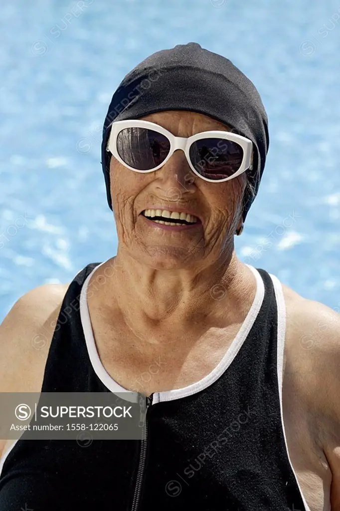 Pool, senior, swimsuit, bath-cap, sun glass, laughs, semi-portrait, series, people, seniors, woman, 70-80 years, gaze camera, cheerfully, activity, vi...