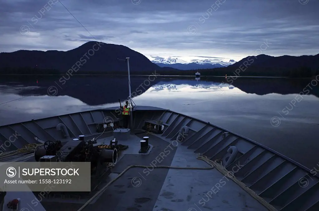 USA, Alaska, Panhandle, Inside passage, sea, ferryboat, bow, gaze coast Coast Mountains reflection evening color blue, North America, southeast-Alaska...