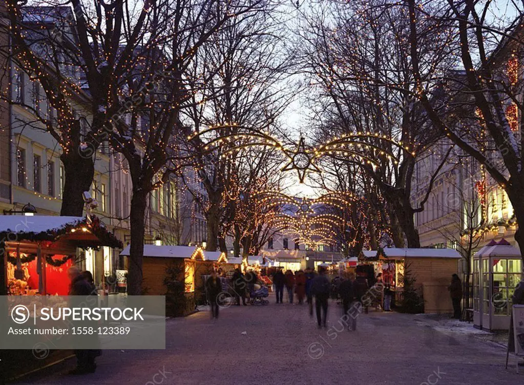 Germany, Thuringia, Weimar, Christmas-market, mood-fully, evening, city, Christmas, street, decoration, lights, Christmas-decoration, stands, market-s...