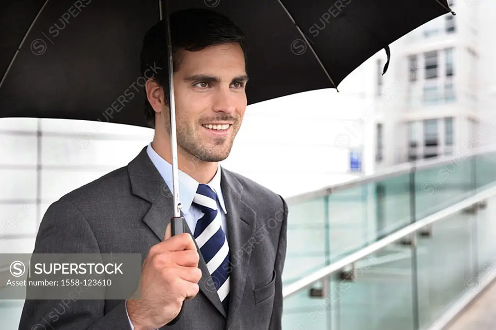Businessman, smiles, portrait, umbrella, series, broached people, man men´s-portrait 30-40 years dark-haired Dreitagebart, beard-stubble, smiles, suit...