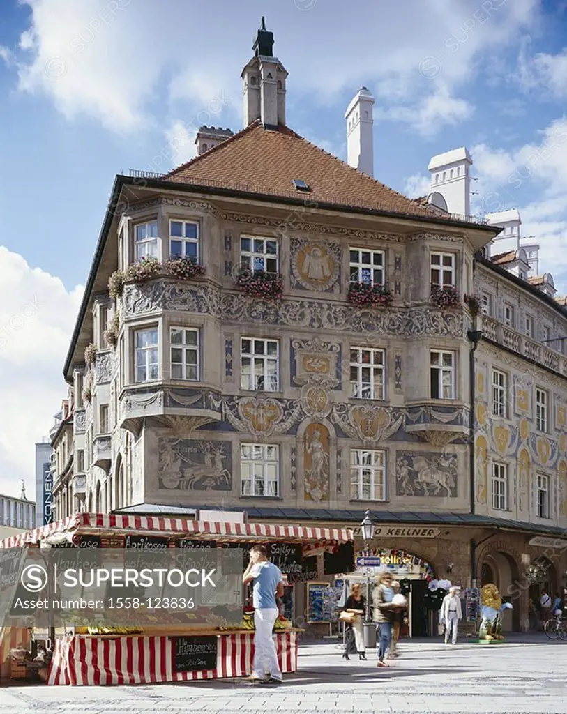 Germany, Bavaria, Munich, Ruffinihaus, market place, week-market, waiter-Bavaria, beef-market, Ruffiniblock, buildings, construction, facade, stuccos,...