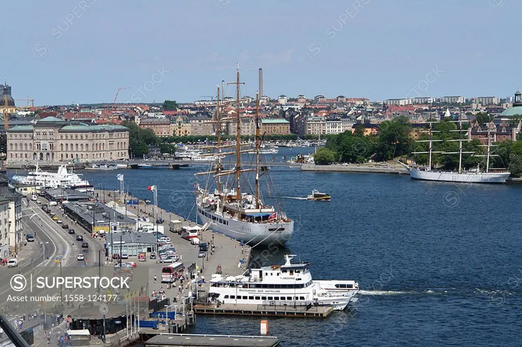 Sweden, Stockholm, district Skeppsbron, harbor, Scandinavia, capital, harbor-basins, boats, ships, sail-ship ´Sea Cloud II´, sight, destination, touri...