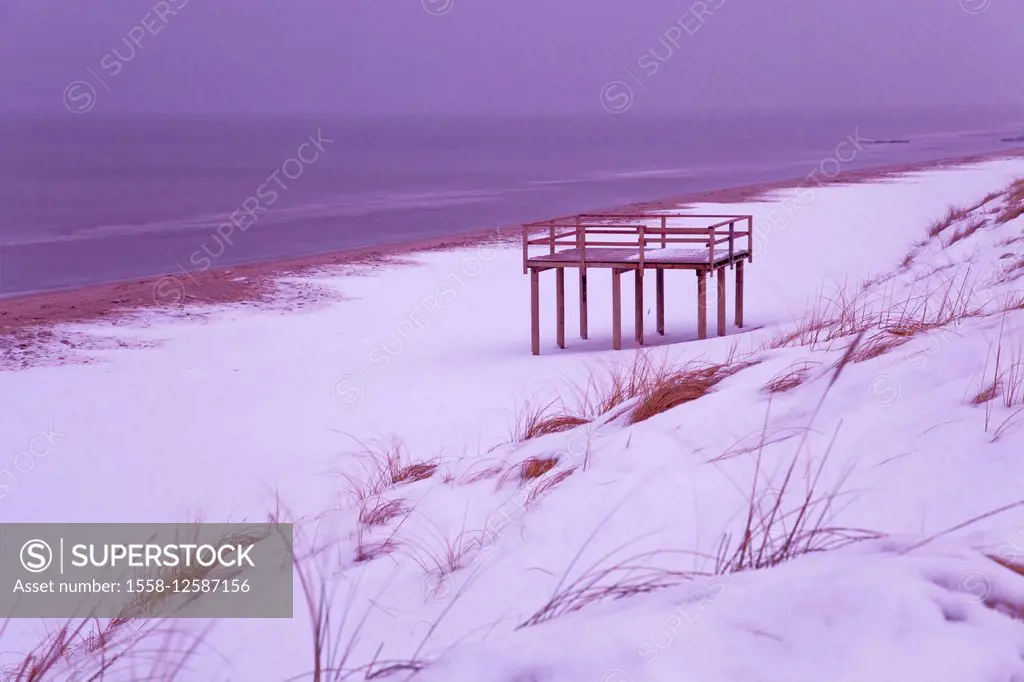 Winter on the beach, Rantum, Sylt island, North Frisian Islands, Schleswig-Holstein, Germany,