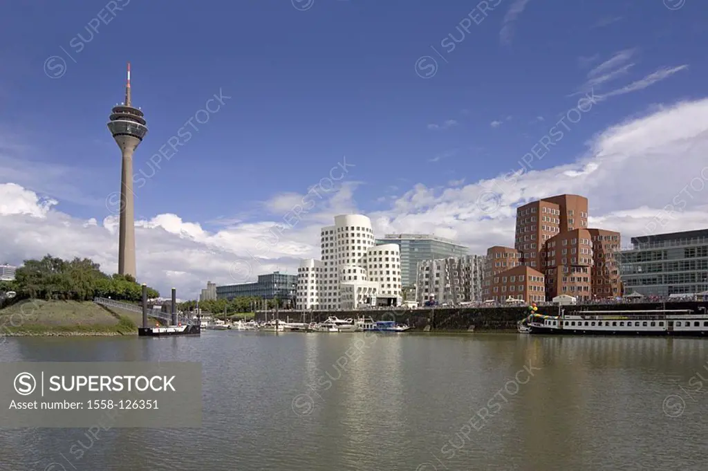 Germany, North Rhine-Westphalia, Düsseldorf, media-harbor, Gehry-Häuser, Rhine-tower, no property release, city, city-opinion, skyline, Rhine-scenery,...
