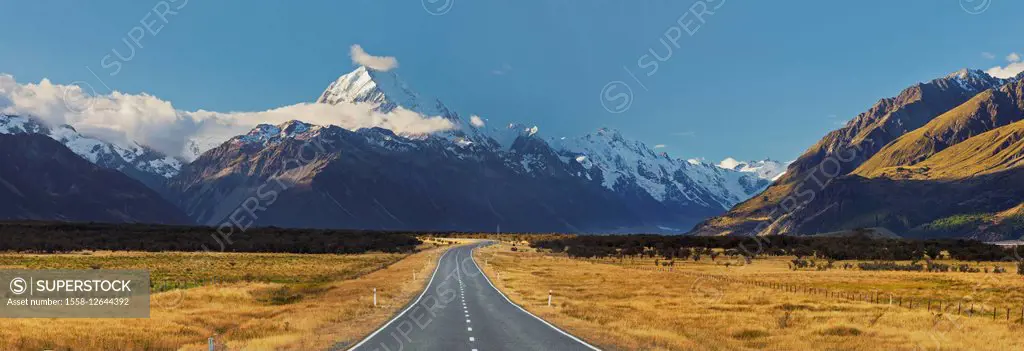 Aoraki, Mount Road Cook, Mount Cook National Park, Canterbury, south Island, New Zealand
