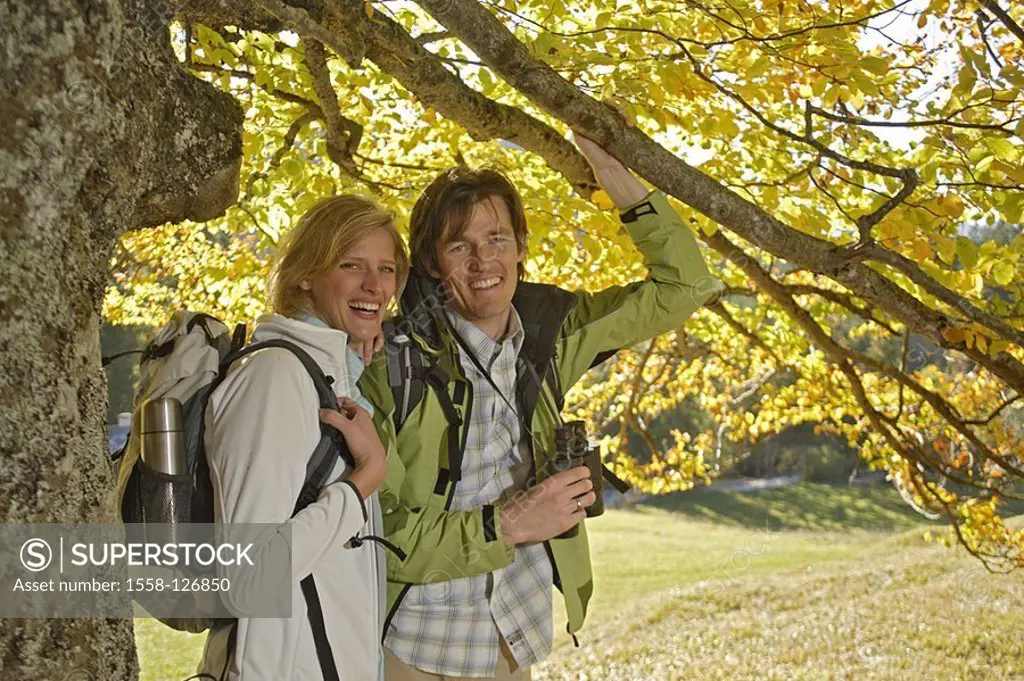 Mate, hiking, autumn, tree, rest, binoculars, smiles, semi-portrait,