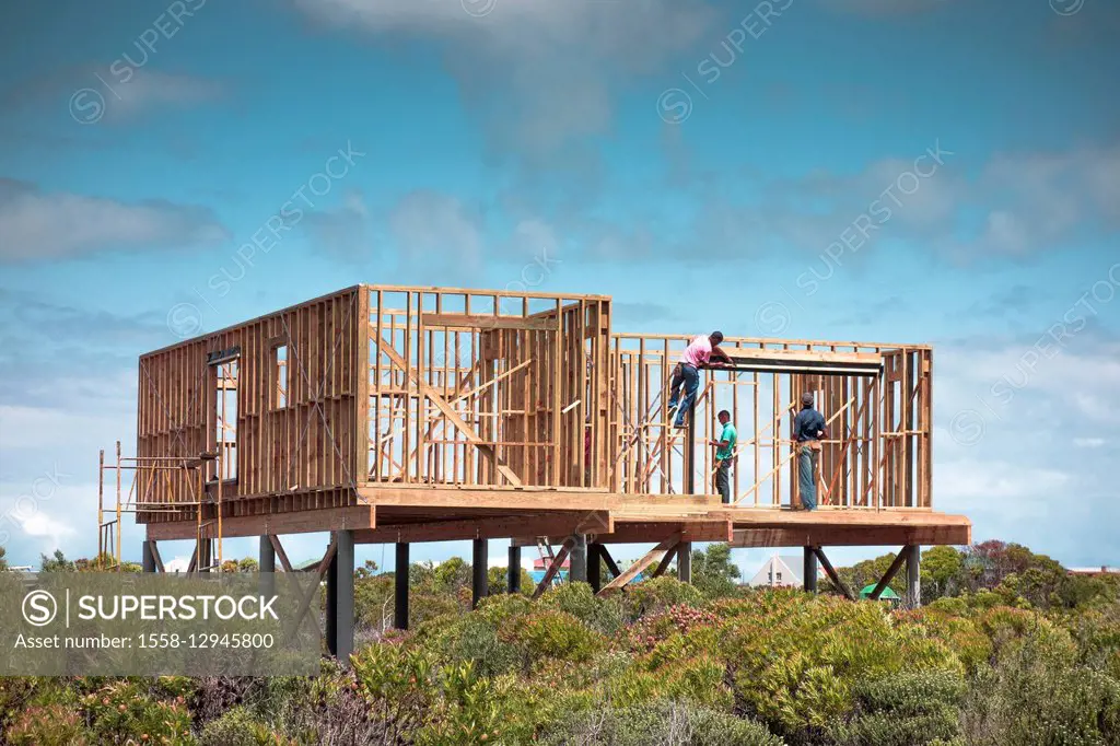 South Africa, Betty's Bay, house, wooden house, construction, construction site, construction worker,