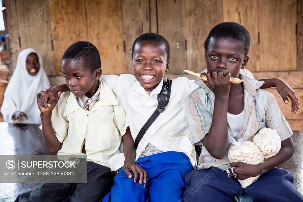 Tanzania, Zanzibar, schoolchildren, boys