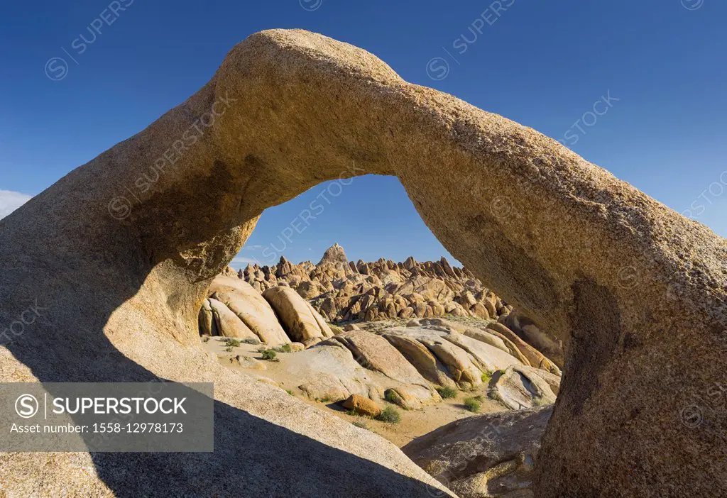 Mobius Arch, Alabama Hills, near Lone Pine, Sierra Nevada, California, USA