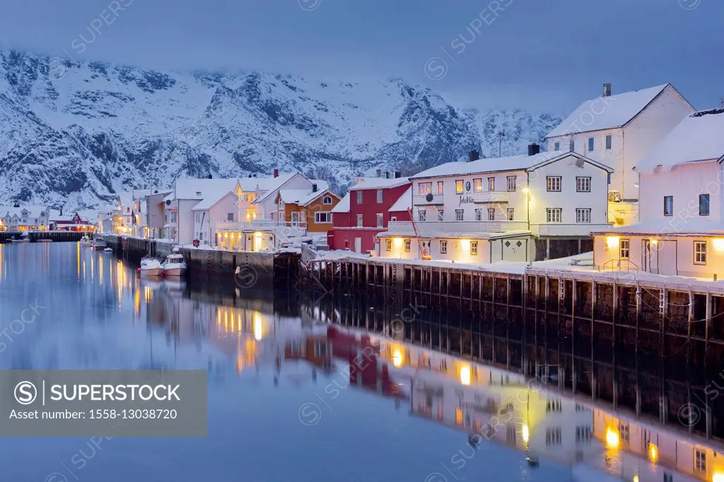Henningsvaer (fishing village), Ausvagoya (island), Lofoten, 'Nordland' (county), Norway