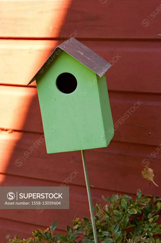 Aviary, feed house, animals, garden,