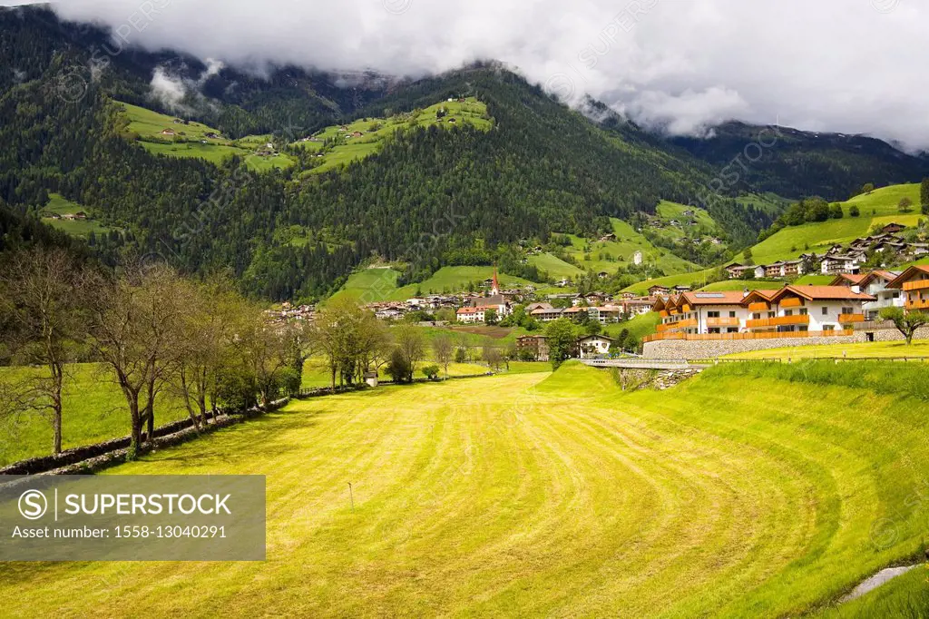 St. Leonhard, meadow, mountains,