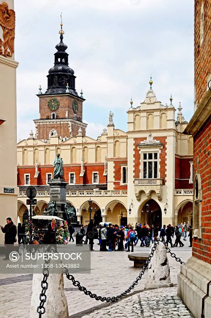 Poland, market with cloth halls and city hall tower in Cracow