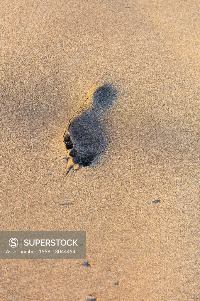 Spain, Canary Islands, Lanzarote, Puerto del Carmen, beach, sand, footprint