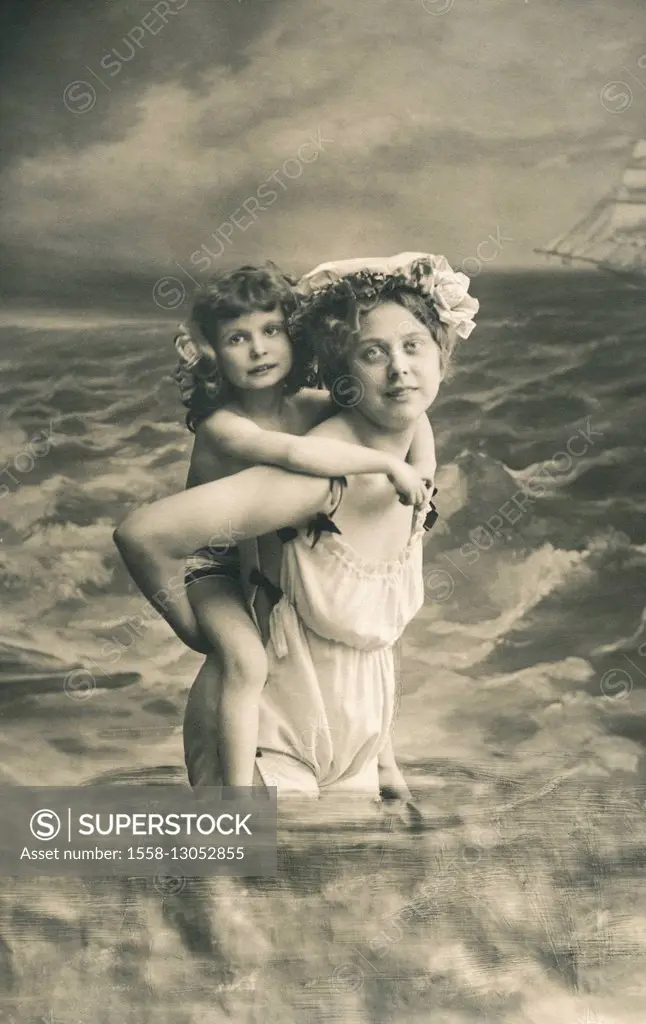 Postcard, historic, mother, daughter, sea, are bathing,