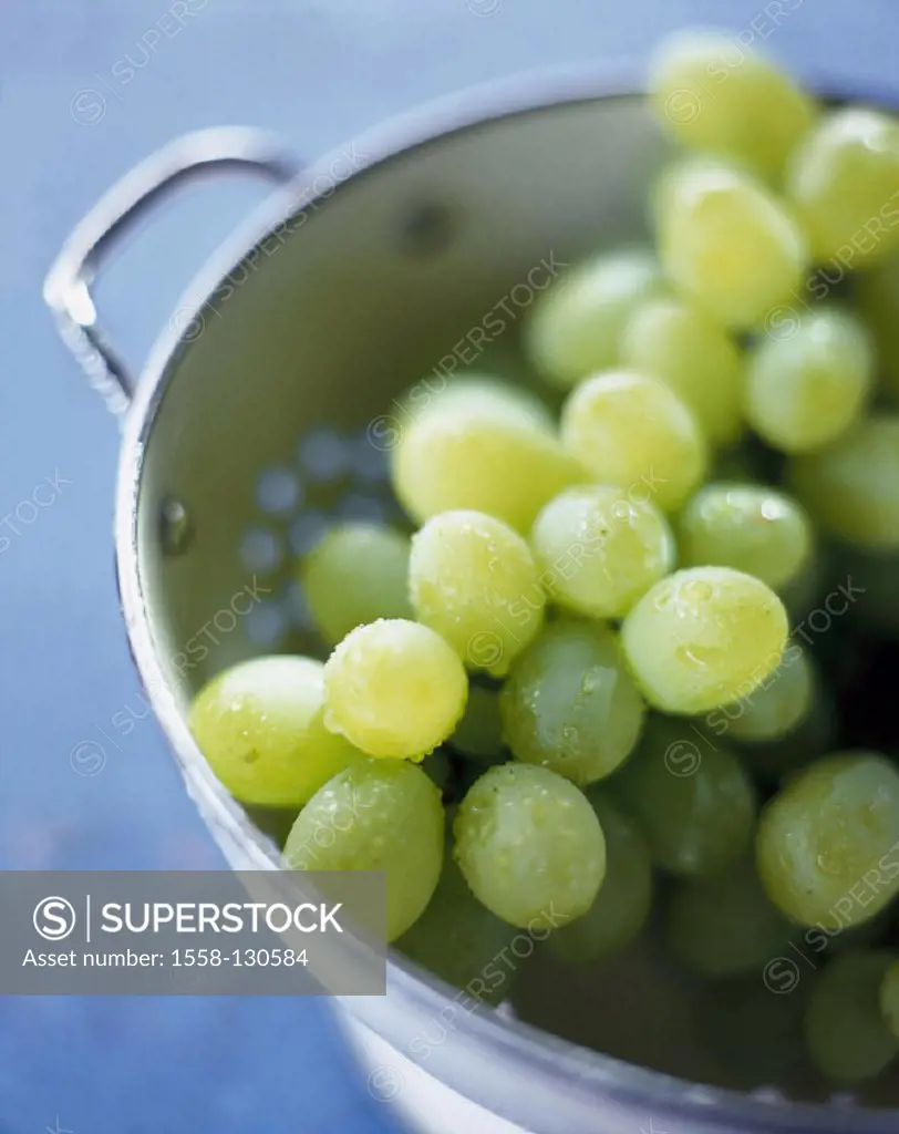 Sieve, Grapes, green