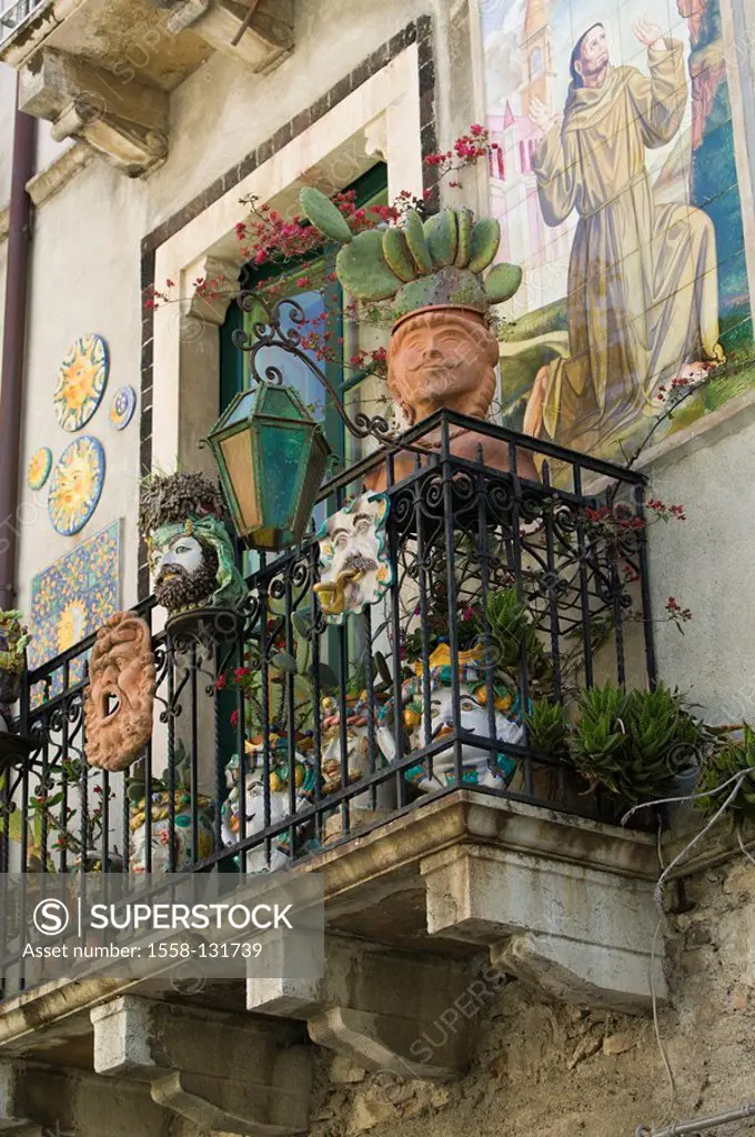 Italy, island, Sicily, island Sicily, Taormina residence balcony Planters, faces, series, South-Italy, destination, house, pictures, ceramics-pictures...
