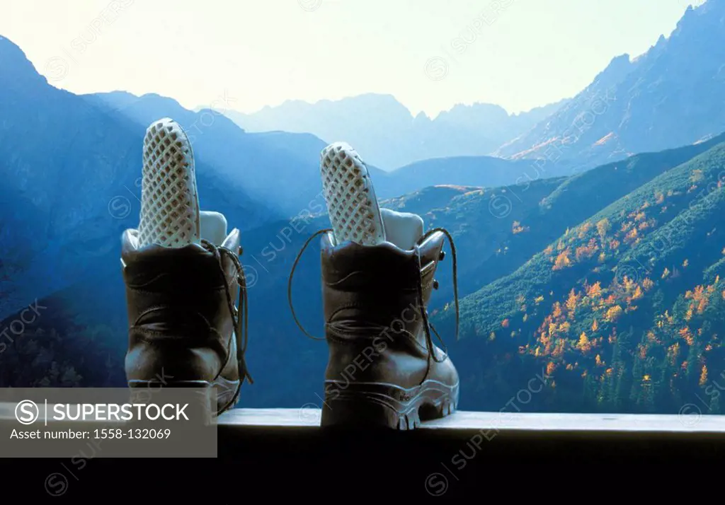 Mountains air balcony-parapet, traveling-shoes, background, vacationers traveling-vacation mountain-vacation hiking shoes, boots, mountain-shoes, soli...