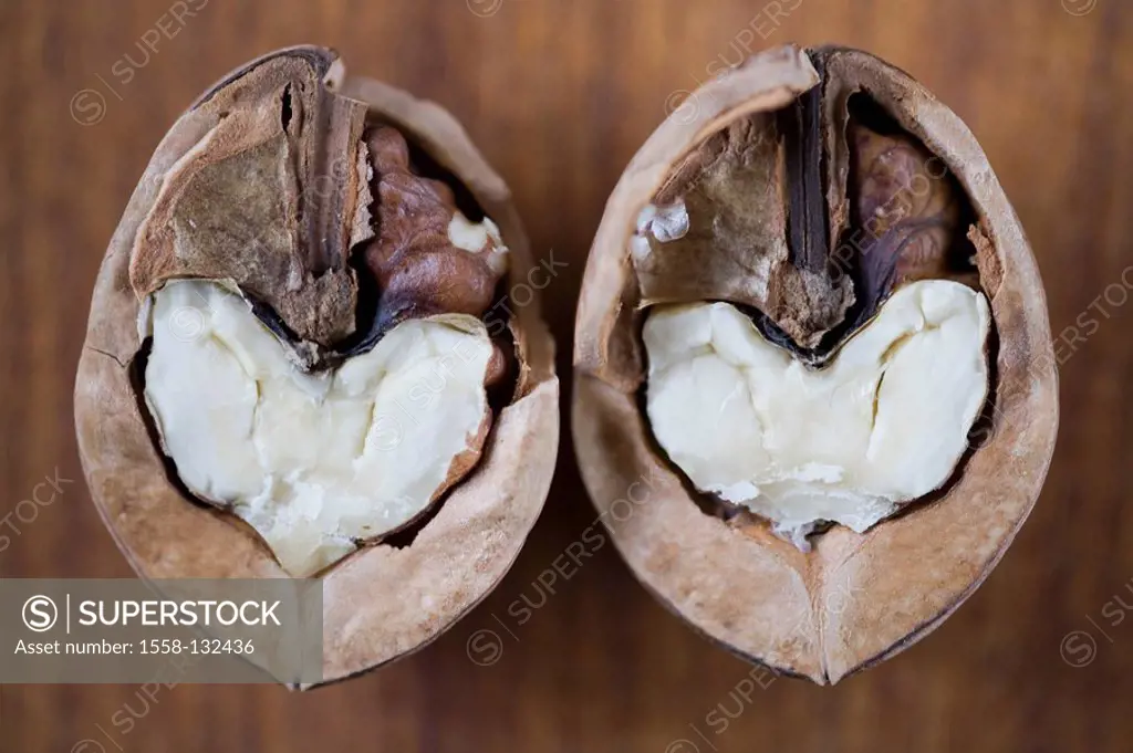 Walnuts, two halves