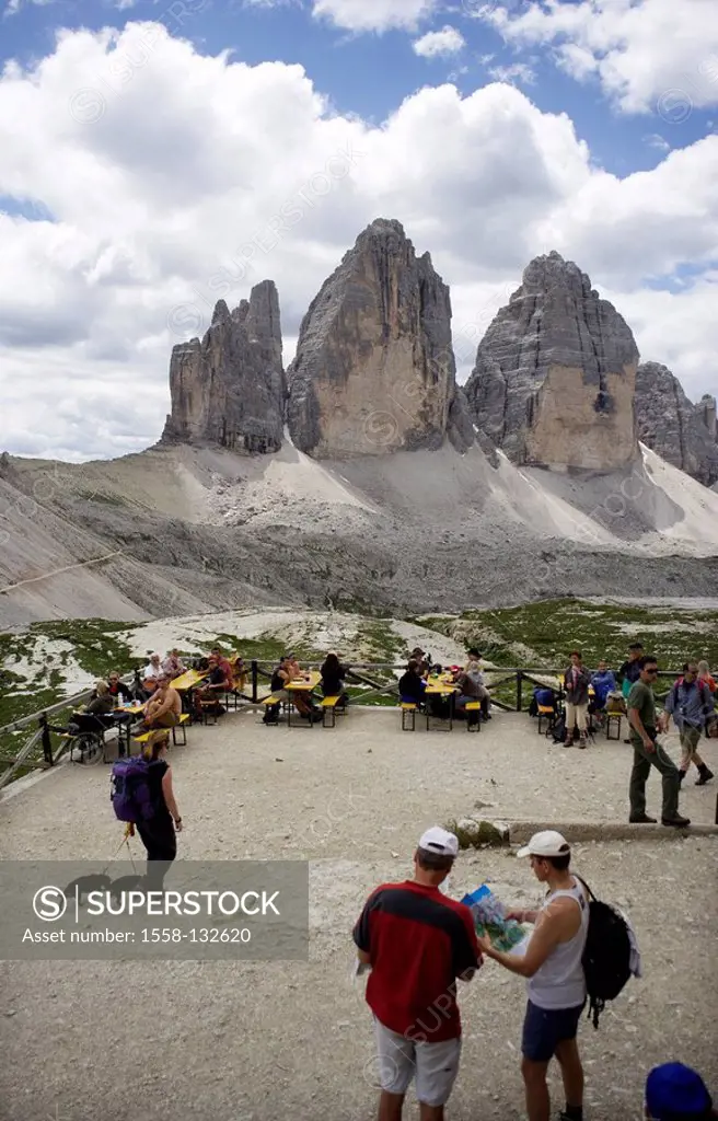 Italy, Sextener Dolomites, models hiker, resting, gaze, three battlements, no release, Alps, mountain climbers, recuperation, relaxation, symbol, thre...