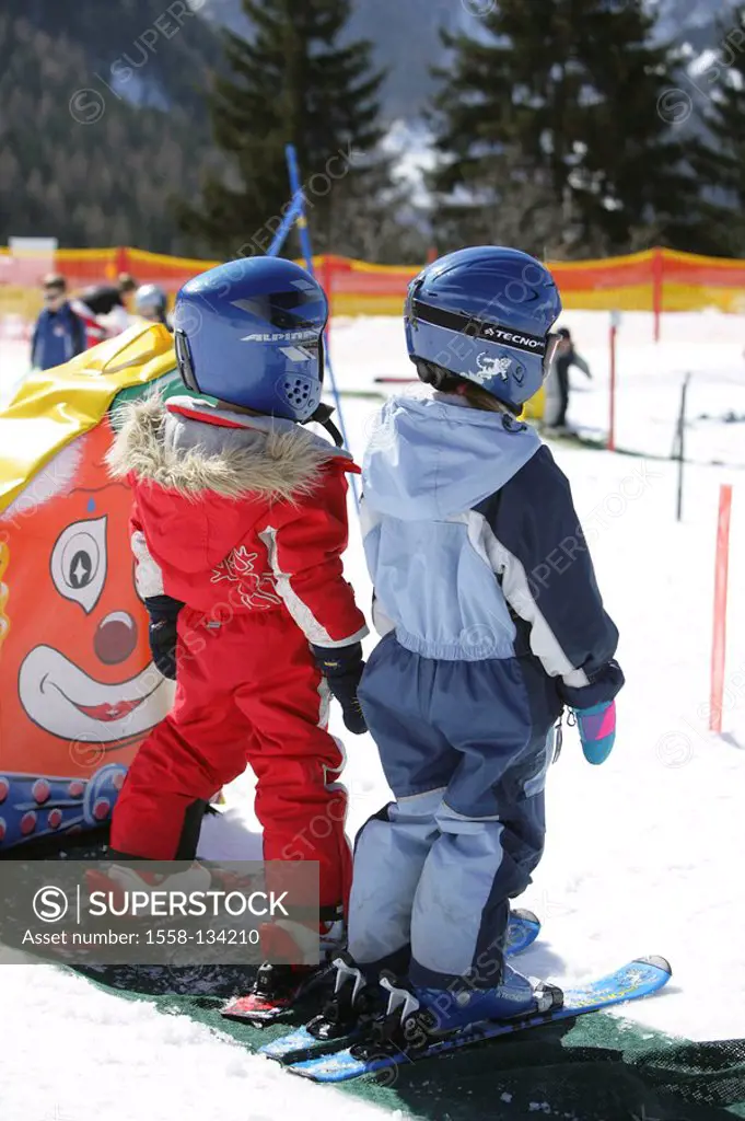 Children, ski course, ski-track, stands, back view,