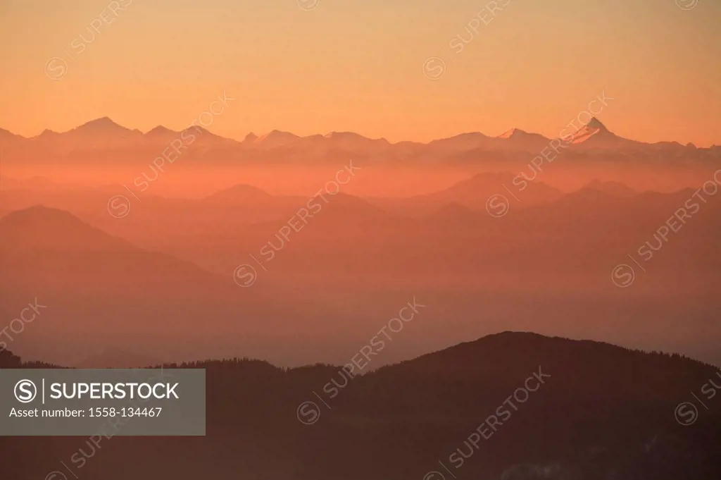 Austria, Tyrol, Mangfallgebirge, location Sonnwendjoch, gaze Hohe Tauern, Großglockner, fog, evening-heaven, autumn, Alps, mountains, mountains, mount...