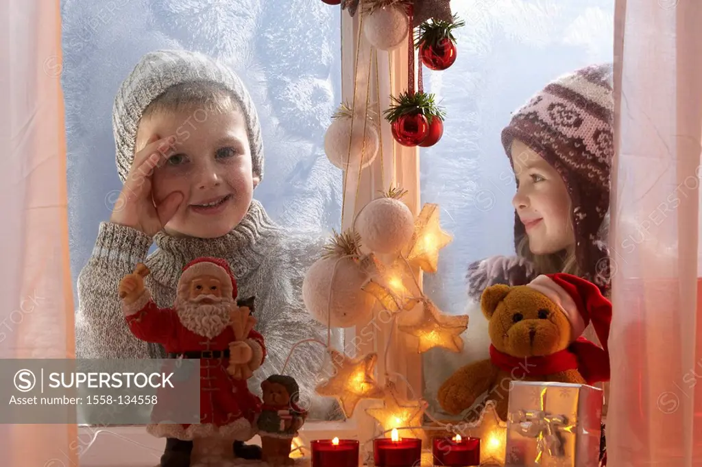 winter, siblings, cheerfully, gaze windows, ice-flowers, Christmas-decoration, portrait, series, people, children, child-portrait, boy, girl, two, win...