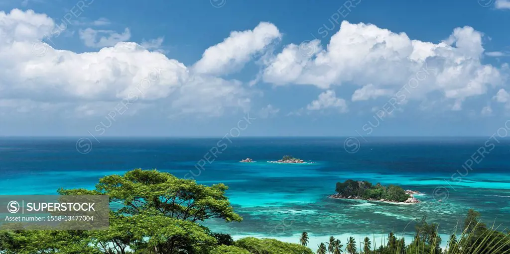 Sea view to Praslin, the Seychelles