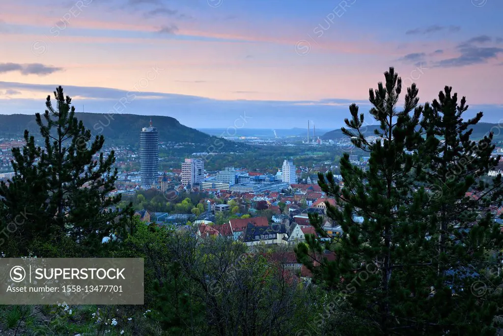 Germany, Thuringia, Jena, town view from Jena in the Saaletal with JenTower, Campus Erst-Abbe-PLatz of Friedrich Schiller University Jena, slopes of l...