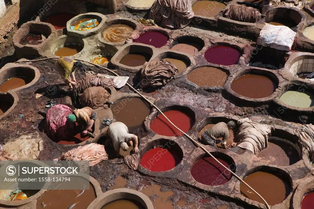 Morocco, Fes, Fes El Bali, tannery, color-basins, men, top view, , city, district, Old Town, basins craft, colors, colors, leather, leather-processing...