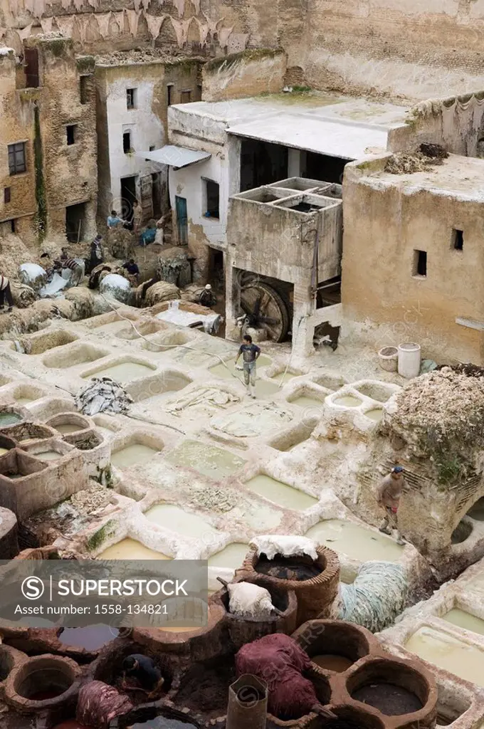 Morocco, Fes, Fes El Bali, tannery, color-basins, men, top view, , city, district, Old Town, basins craft, colors, houses, residences, colors, leather...