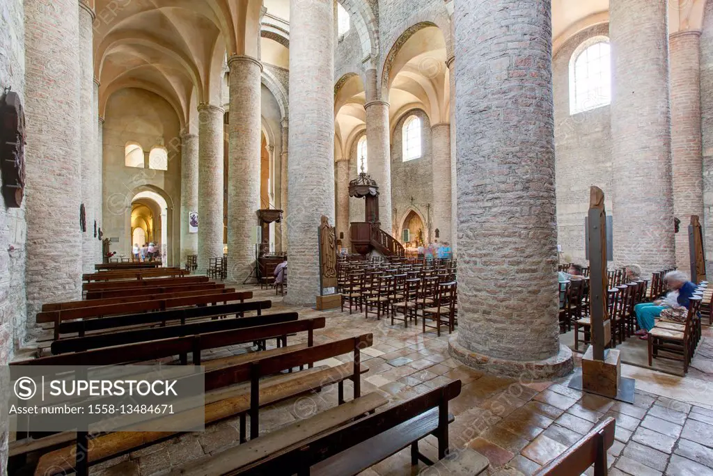 Abbey church Saint-Philibert, church, inside, Tournus, Département Saône-et-Loire, region Burgundy, France,